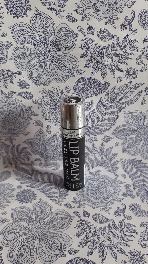 tube de baume a levre incolore 5gr neuf astra, Enlèvement ou Envoi, Neuf, Lèvres, Maquillage