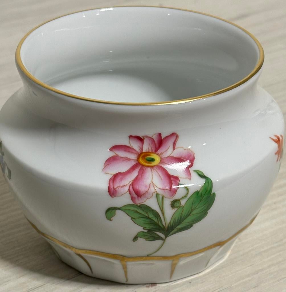Magnifique vase HEREND en porcelaine fine, Enlèvement
