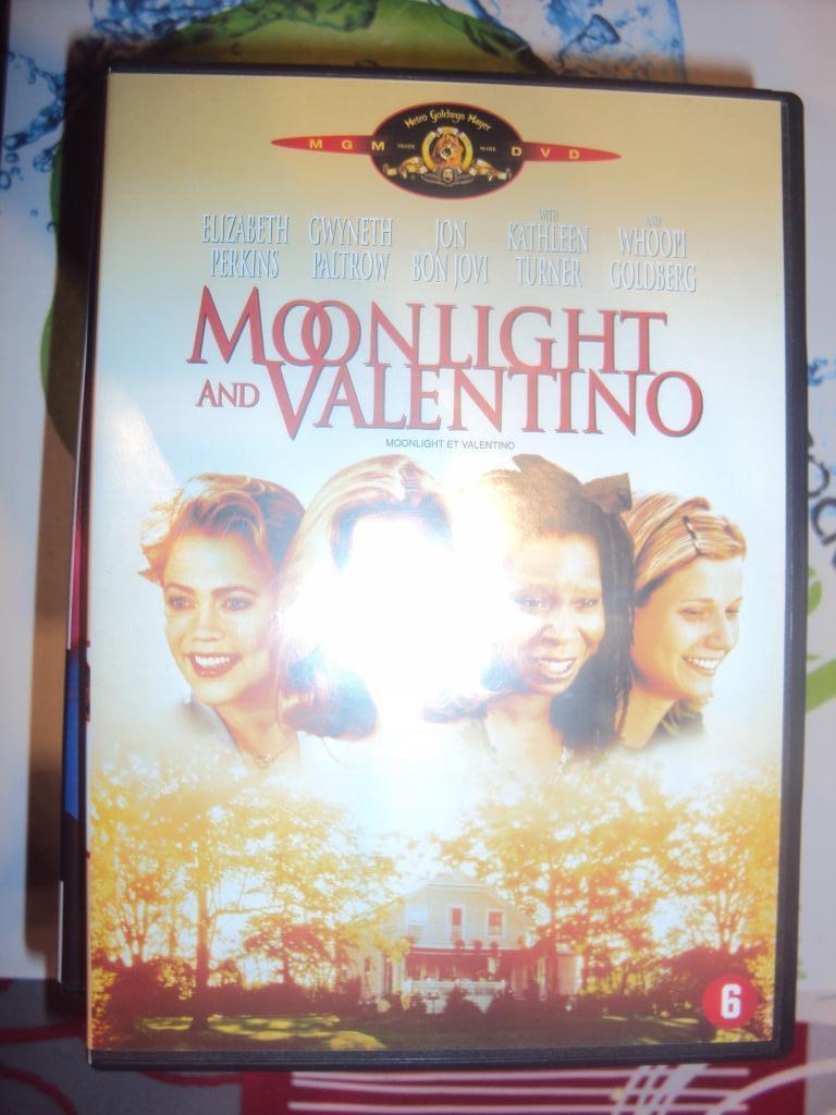 MOONLIGHT AND VALENTINO ( WHOOPIE GOLDBERG, Ophalen of Verzenden, Zo goed als nieuw