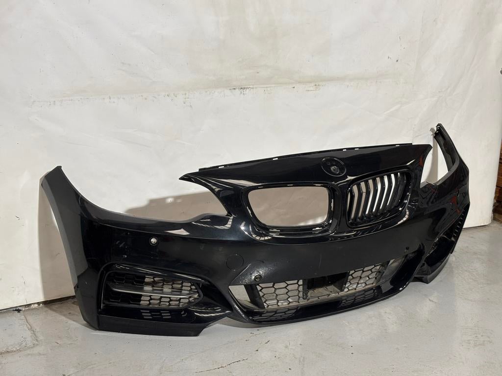 Pare-choc avant BMW serie 2 235i F22 Pack M, Autos : Pièces & Accessoires, Carrosserie & Tôlerie, Pare-chocs, Enlèvement, Utilisé