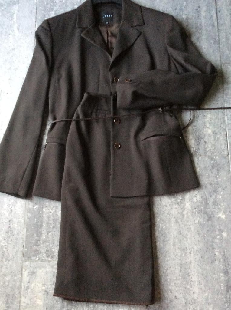 Mantelpak bruin Jones 38, Kleding | Dames, Kostuum of Pak, Bruin, Ophalen of Verzenden, Zo goed als nieuw