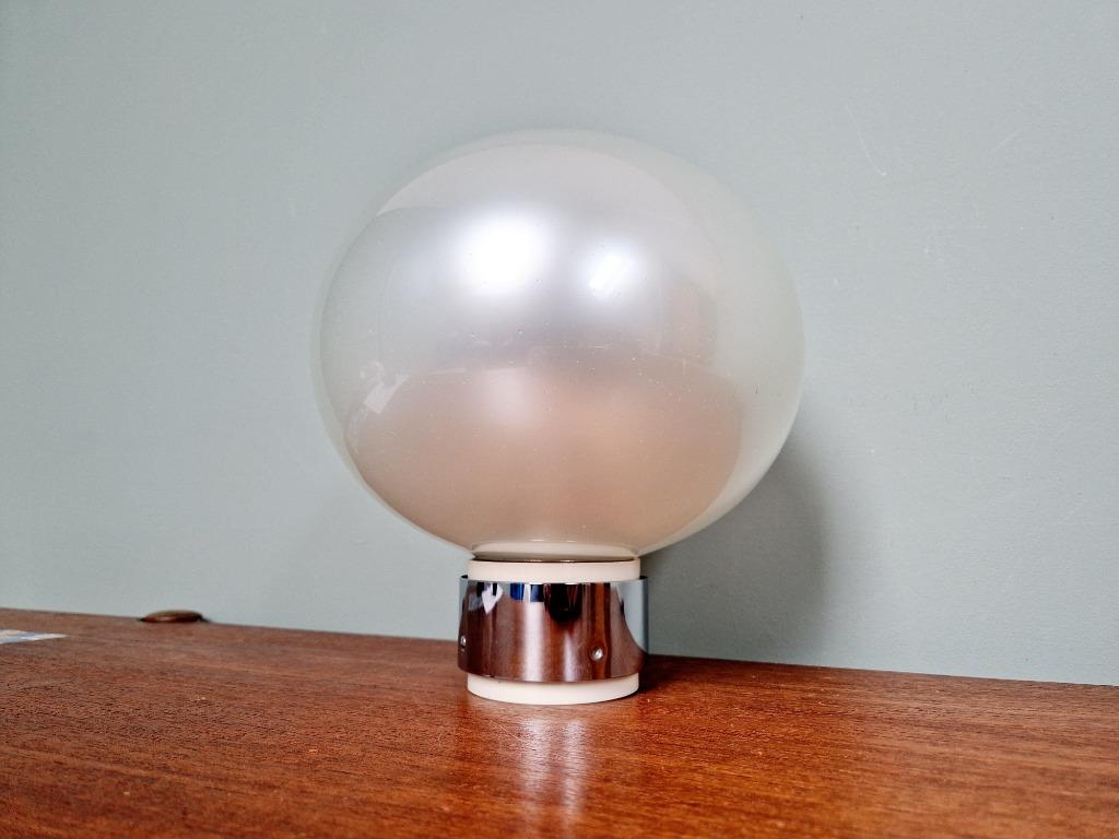 Wand-/plafondlamp van opaalglas, Motoko Ishii,1970, Ophalen of Verzenden