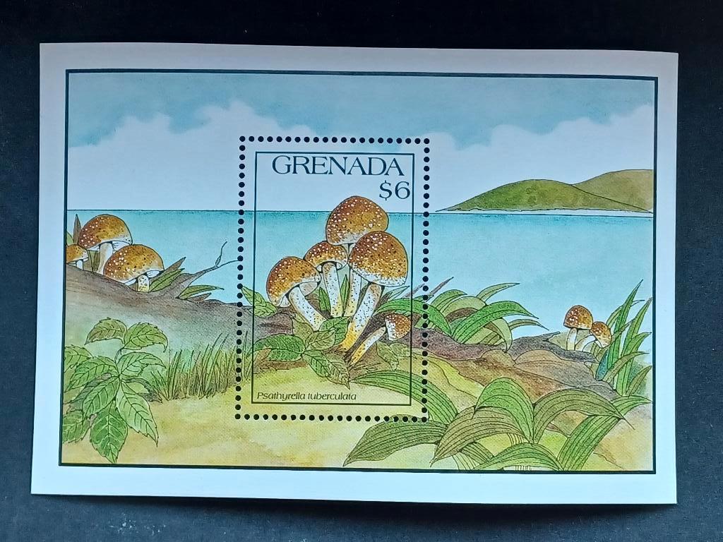 Postzegels Grenada - Paddestoelen, Postzegels en Munten, Ophalen of Verzenden, Postfris, Midden-Amerika