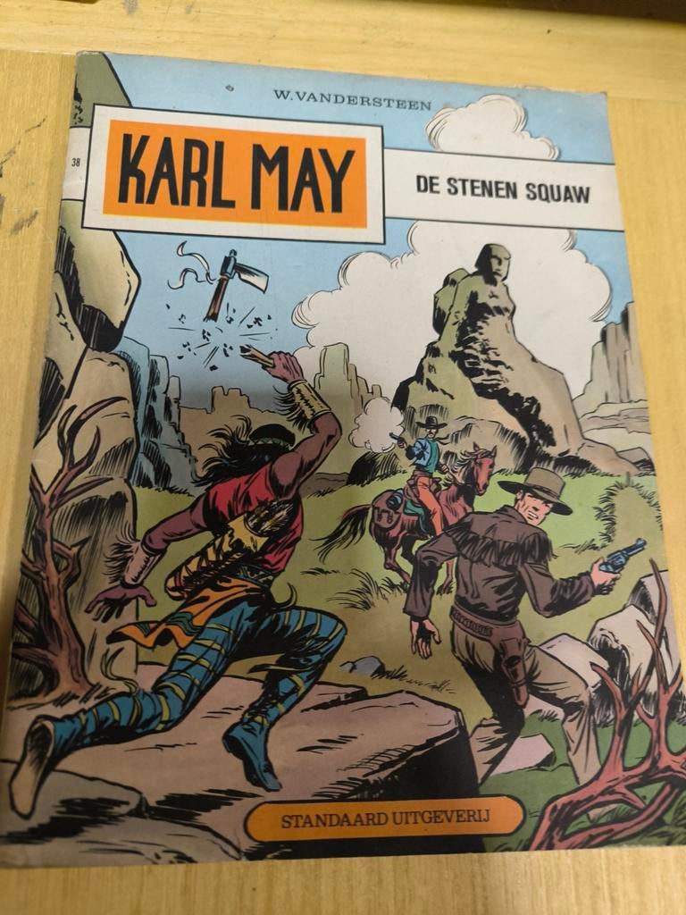 Karl May de stenen squaw, Boeken, Ophalen