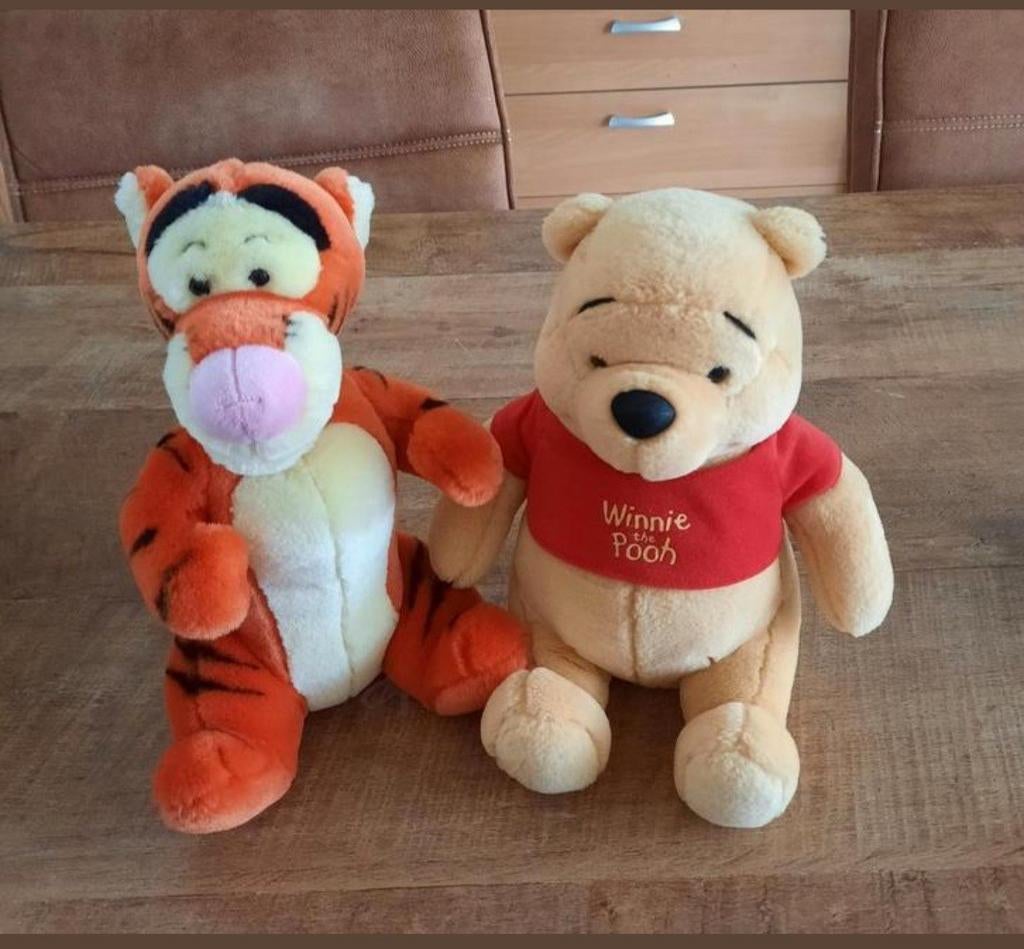 Peluche Winnie l'ourson et le tigre, Enfants & Bébés, Enlèvement, Comme neuf