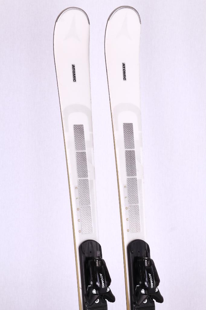 Skis 154 161 pour femmes ATOMIC CLOUD C14 2023, Carving, Enlèvement ou Envoi, Skis, Utilisé