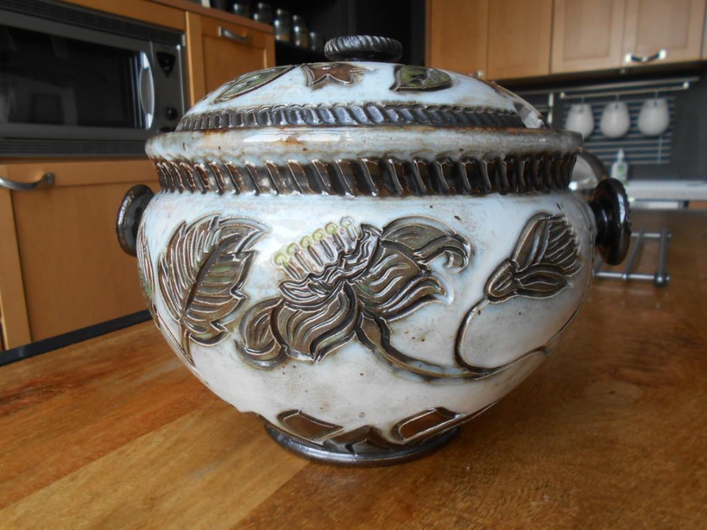POTERIE ...GRES de Bouffioulx...signé LOSSON..28cm/diam, Ophalen, Gebruikt