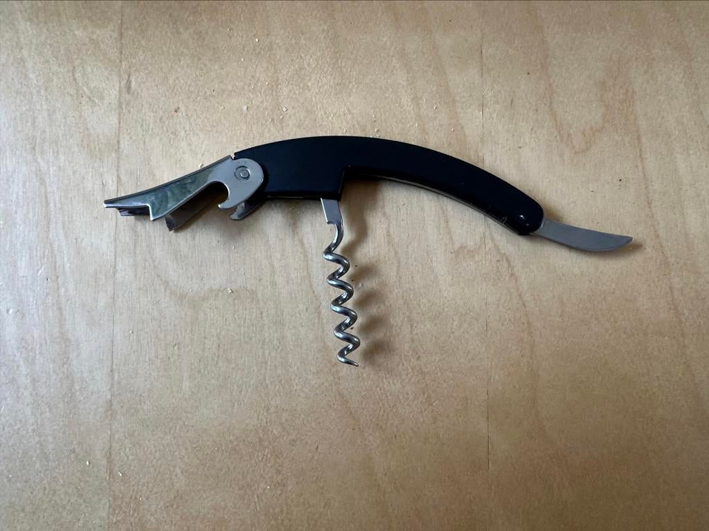 Tire bouchon sommelier, Utilisé