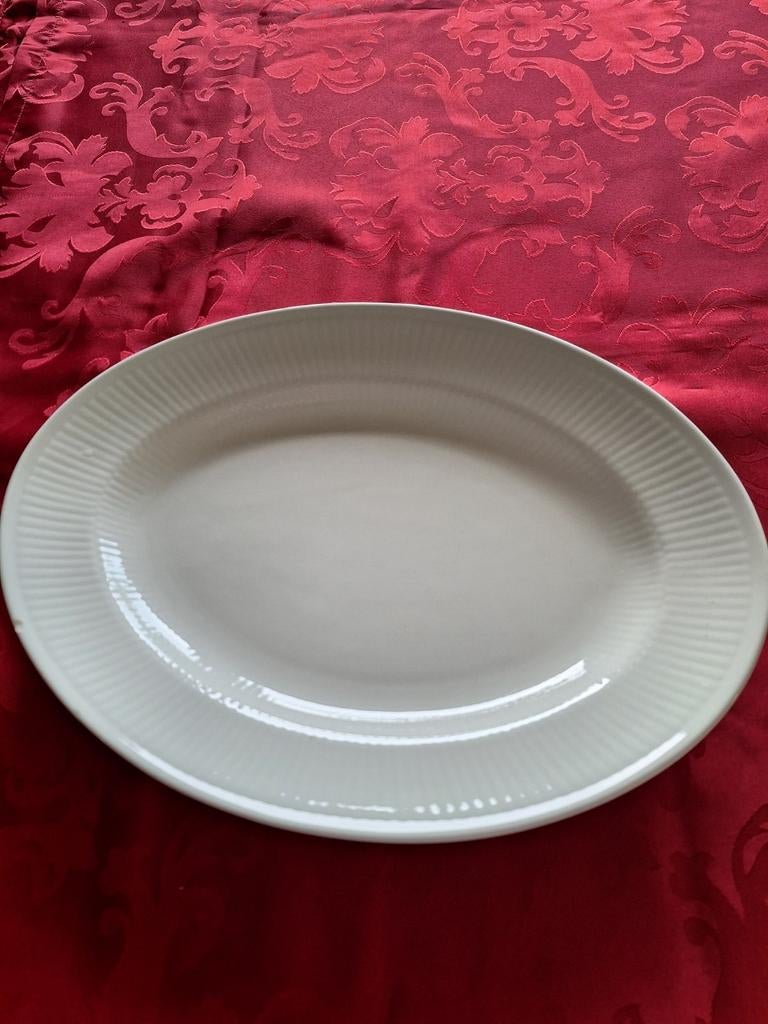 Plat oval de 36 cm/27 cm vintage fabriqué chez Boch, Enlèvement