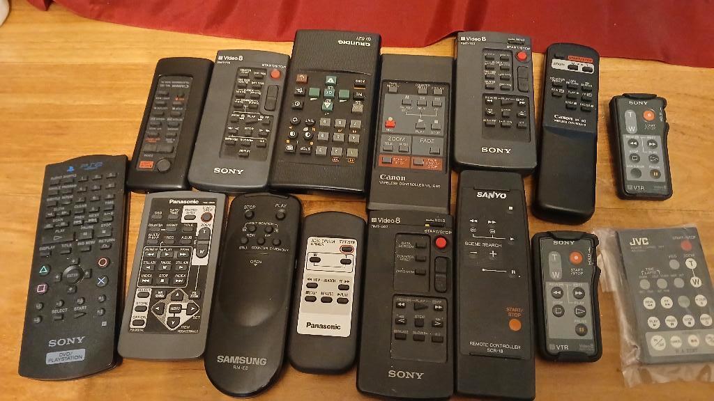 Diverse afstandsbedieningen voor videocamera's, Audio, Tv en Foto, Overige typen, Ophalen of Verzenden, Zo goed als nieuw, Sony