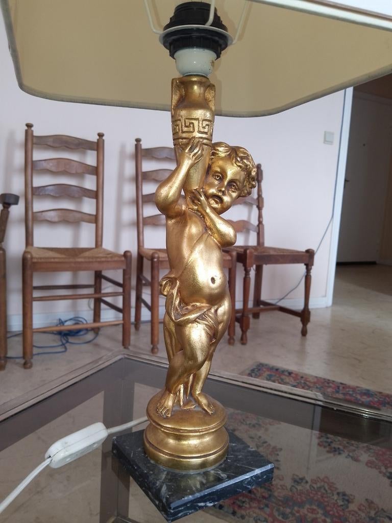 Lampe dorée avec angelot sur base en marbre, Enlèvement, Utilisé