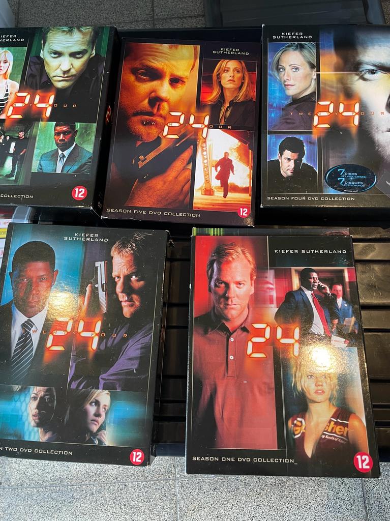 dvd serie 24 seizoen 1-5, Cd's en Dvd's, Ophalen of Verzenden, Zo goed als nieuw