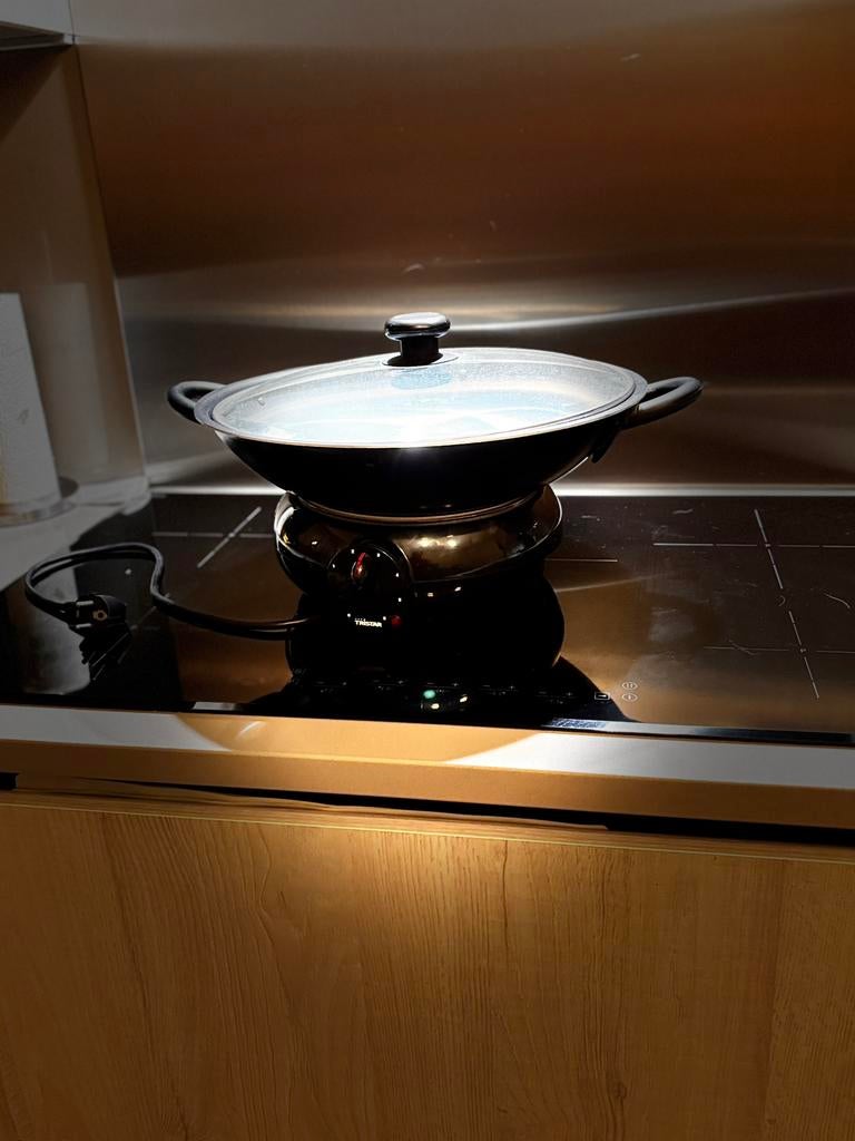 Elektrische wokpan Tristar 1500W – 38 cm, Elektronische apparatuur, Slowcookers, Zo goed als nieuw, Ophalen