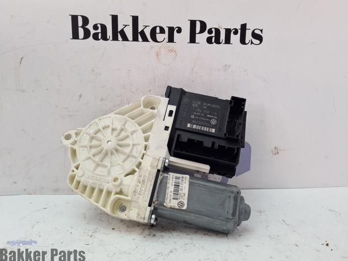 Moteur de vitre portière d'un Volkswagen Passat, Autos : Pièces & Accessoires, Carrosserie & Tôlerie, Volkswagen, Utilisé, 3 mois de garantie