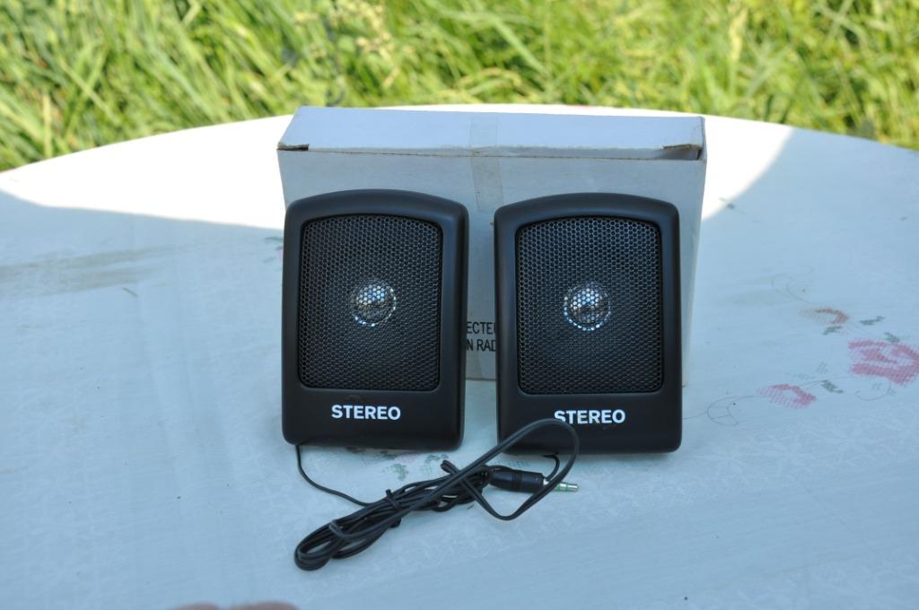 §  paire d'enceintes neuves pour cd, radio ou pc, Enlèvement ou Envoi, Neuf, Haut-parleurs Frontaux, Arrière ou Stéréo