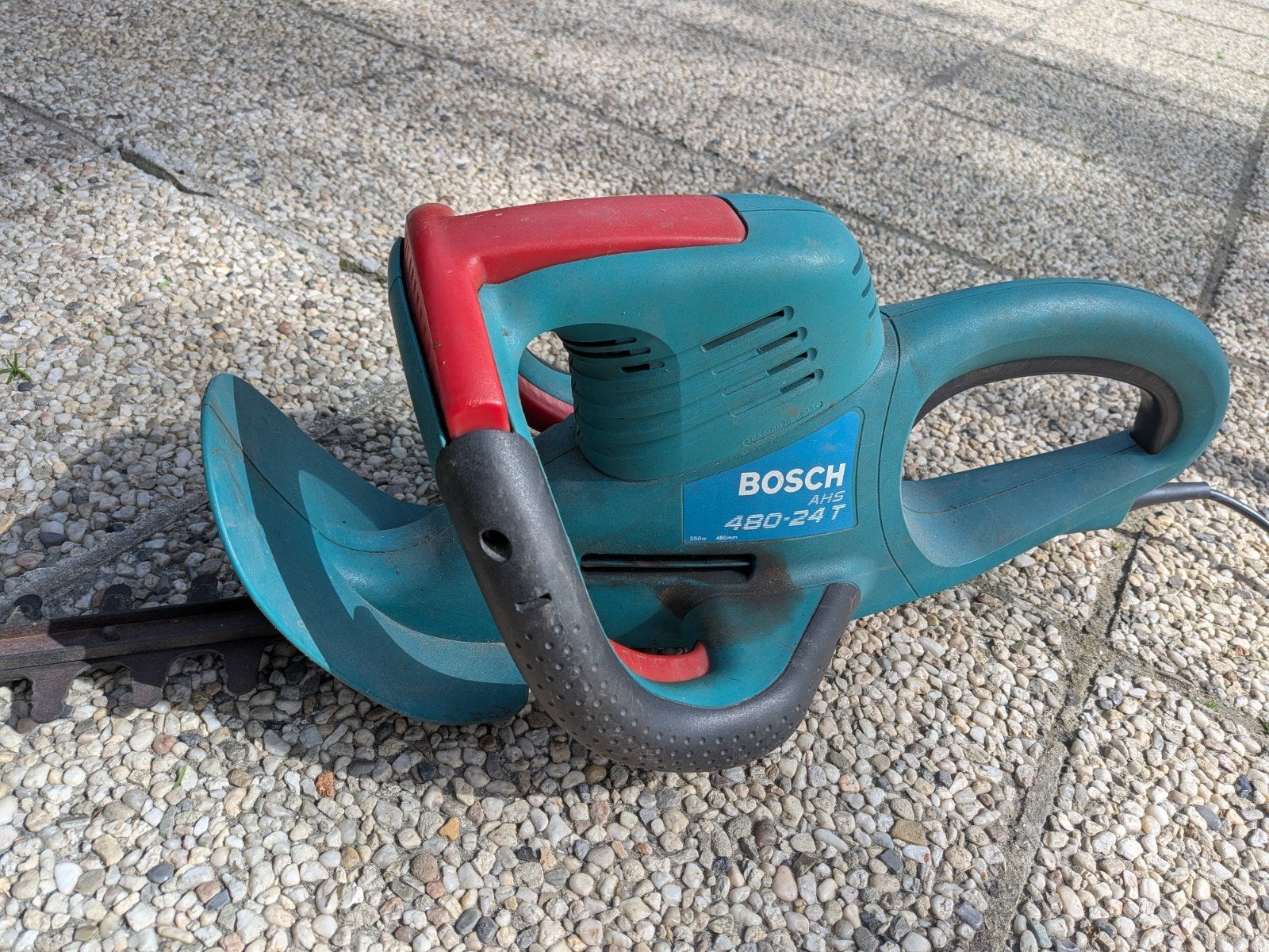 Elektrische hageschaar Bosch, Ophalen