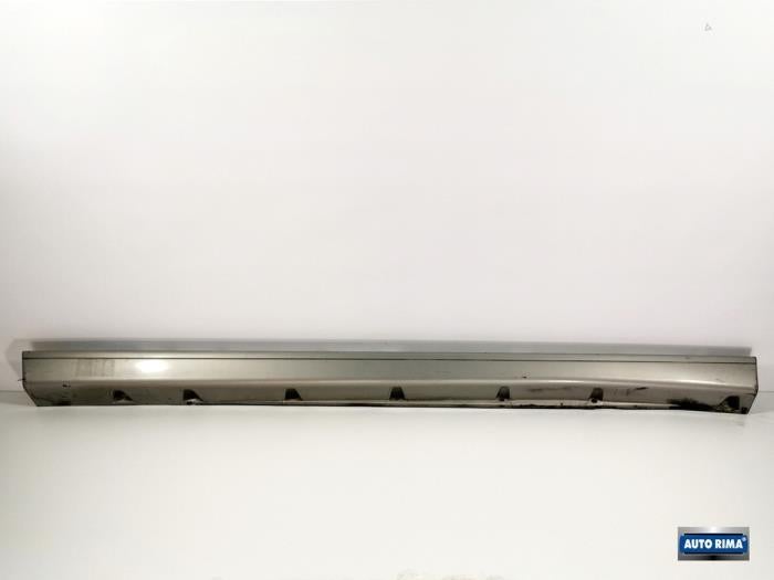 Seuil gauche d'un Volvo 850 (421), -, 3 mois de garantie, -, -