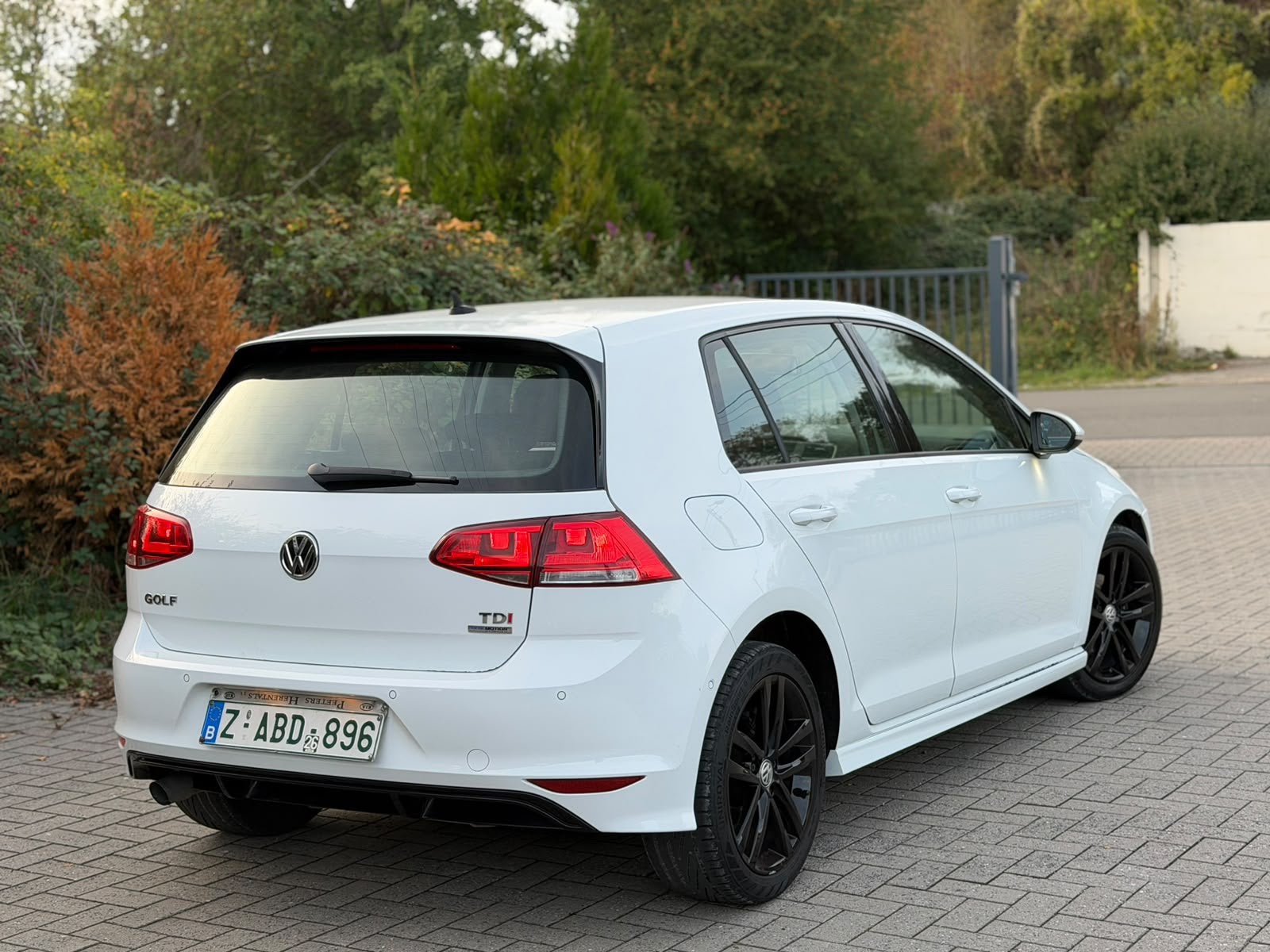 Vw golf 7 R-line 2014, Auto's, 1600 cc, Golf, Te koop, https://public.car-pass.be/vhr/723f704b-9687-49c9-a92f-12889392ddf9