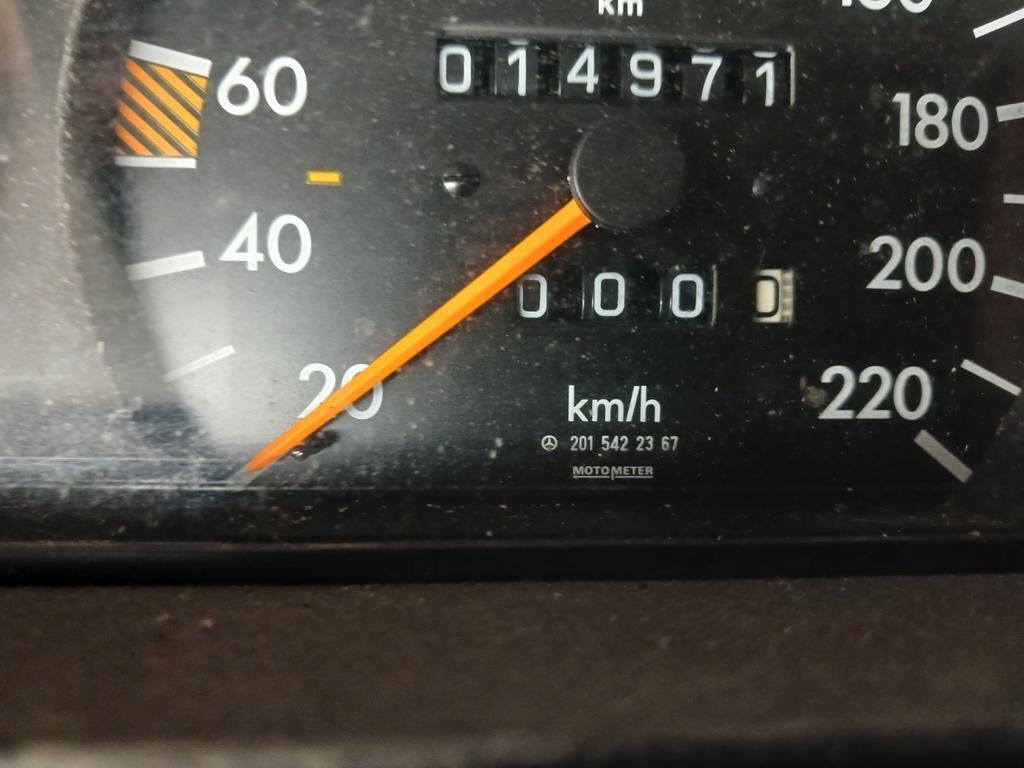 Mercedes 190 E type 201 kilometer, Auto-onderdelen, Dashboard en Schakelaars, Mercedes-Benz, Oldtimer onderdelen, Universele onderdelen