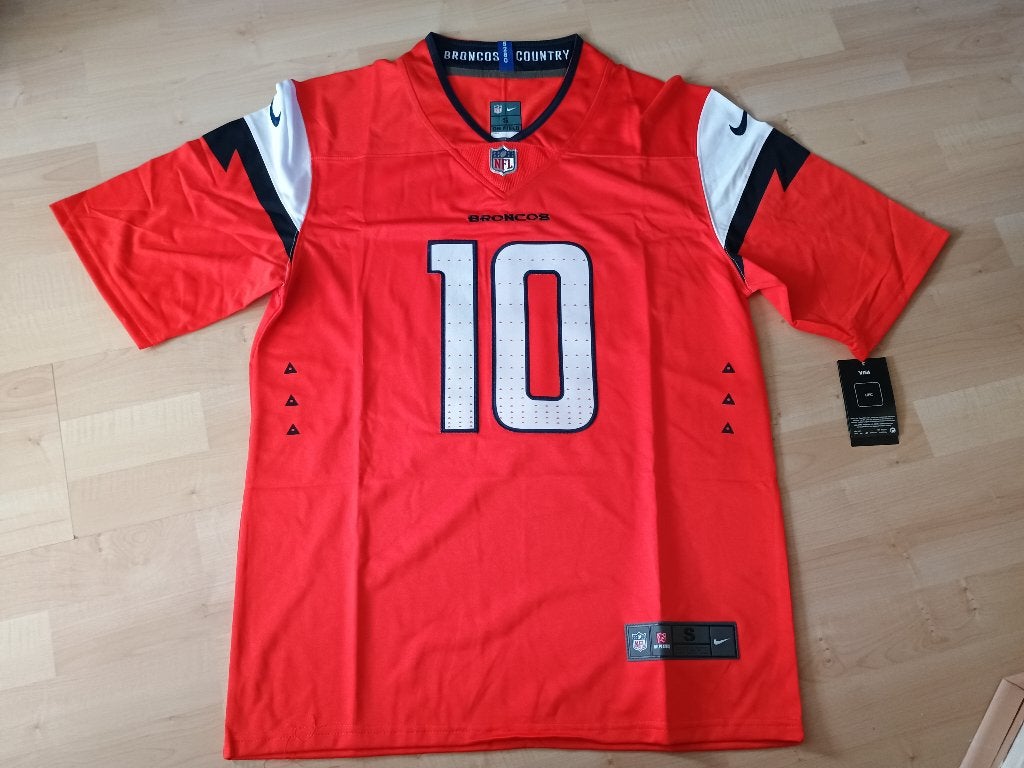 Denver Broncos Jersey Nix maat: M, Vêtements | Hommes, Vêtements de sport, Neuf, Enlèvement ou Envoi, Autres types, Taille 48/50 (M)
