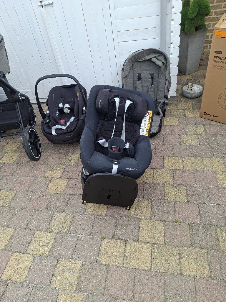 maxicosi 360 pearl + familyfix 360, Mode veille, 0 à 18 kg, Enlèvement, Utilisé