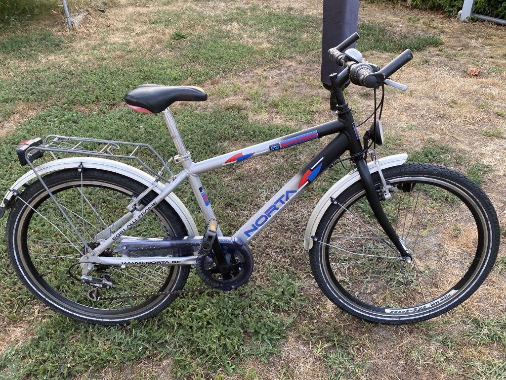 Jongensfiets 24 inch 7 versnellingen, Fietsen en Brommers, Ophalen, 24 inch, Zo goed als nieuw, Handrem