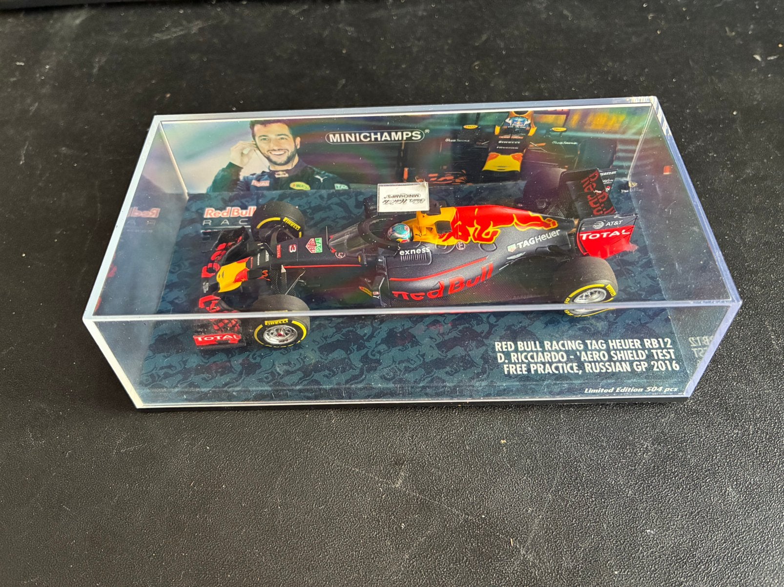 2016 RED BULL RENAULT RB12 n3 RICCIARDO AEROSHIELD TEST, Ophalen of Verzenden, Nieuw, Formule 1