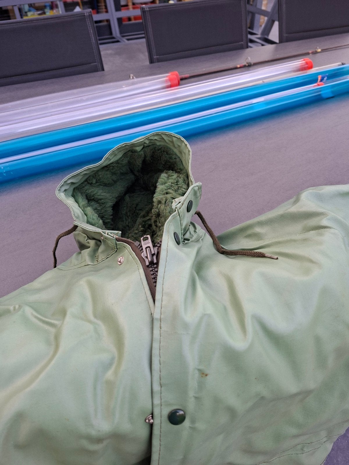 jas en broek, Enlèvement ou Envoi
