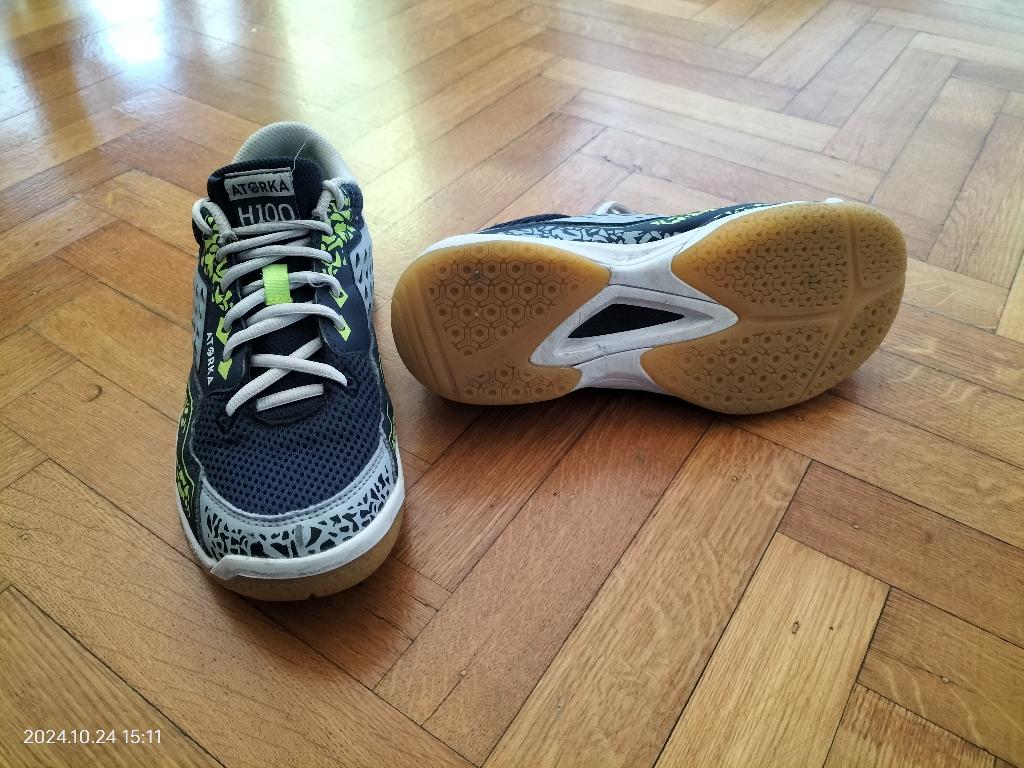 38 - chaussures sport en salle : badminton tennis de table, Enlèvement ou Envoi, Comme neuf, Chaussures