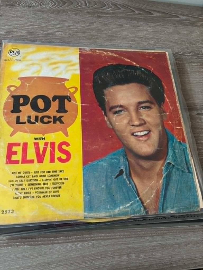 Elvis lp, Pot luck Duitse persing, black original label., Cd's en Dvd's, Vinyl | Rock, LP, Gebruikt, Ophalen of Verzenden, Rock-'n-roll