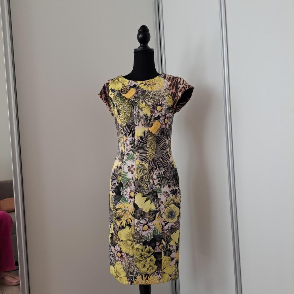 Tapis pour femme, Taille 38/40 (M), Enlèvement ou Envoi, Autres couleurs, Comme neuf