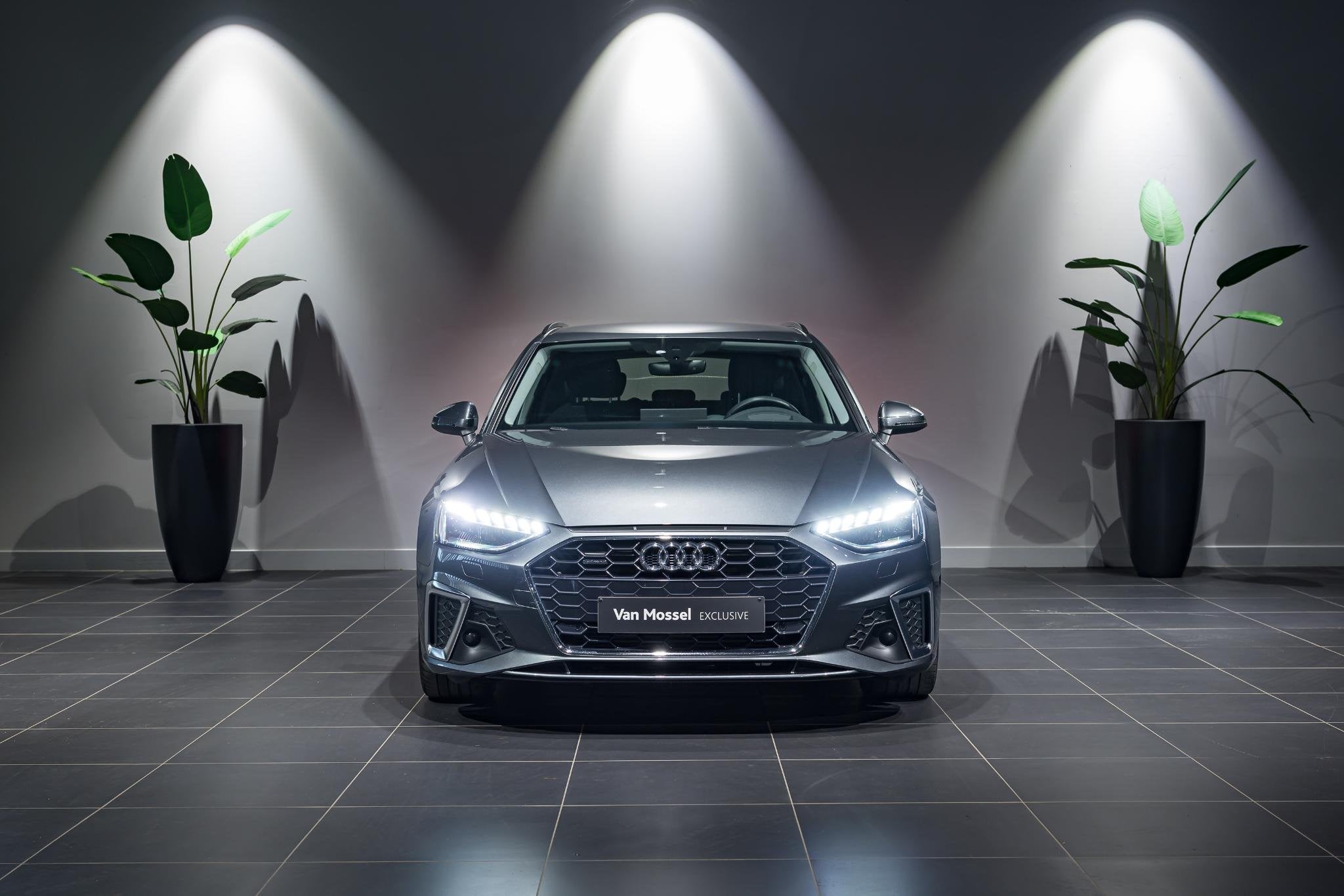 Audi A4 Avant 40 TFSI S tronic S line quattro Avant, Argent ou Gris, Achat, Commande vocale, Noir