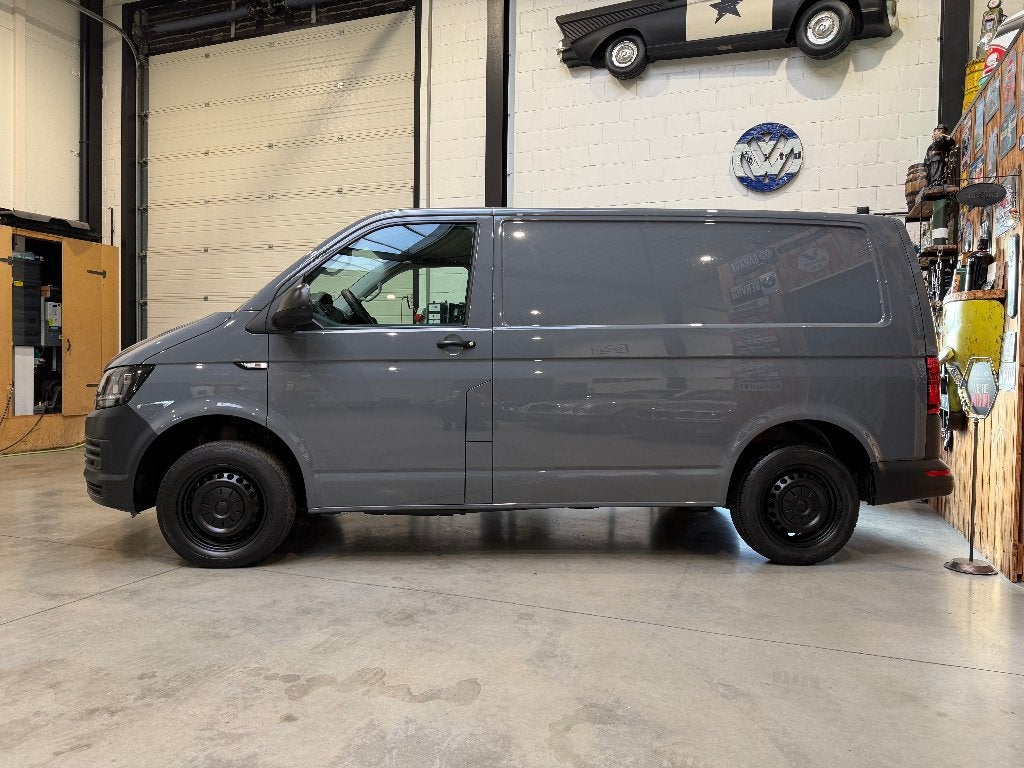 VW - TRANSPORTER T6 - 2.0 TDI - 40 000 KM - VÉHICULE TVA -, Autos, Achat, Entreprise, 3 places, Noir