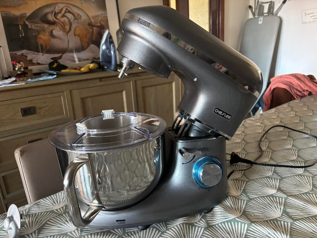 Chefree stand mixer, Elektronische apparatuur, Ophalen, Zo goed als nieuw