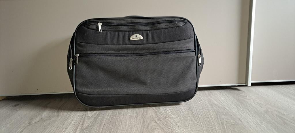 Laptoptas samsonite, Ophalen