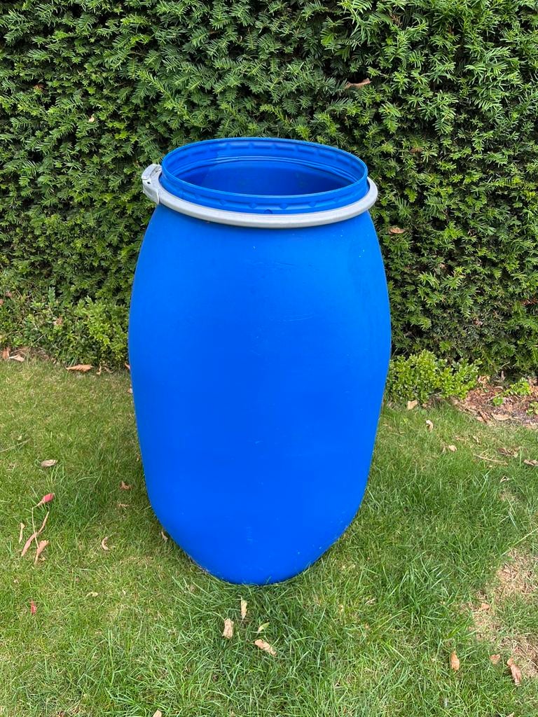 Vat 50 l, 150 liter of meer, Ophalen, Gebruikt, Kunststof