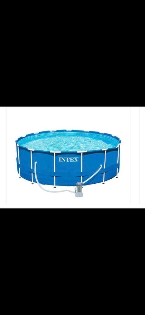 Piscine intex en bon état avendre