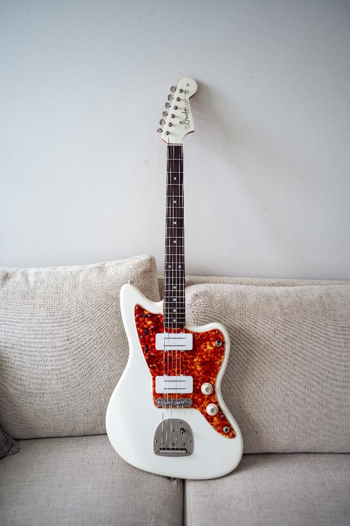 MJT Jazzmaster, Musique & Instruments, Instruments | Pièces, Comme neuf, Enlèvement