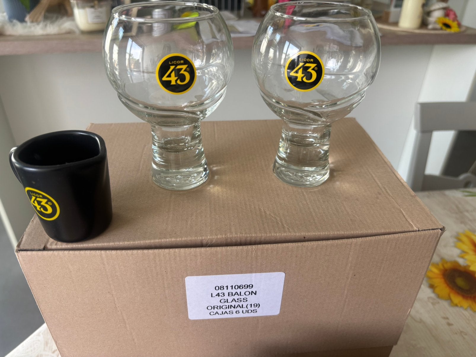 Coffret de 43 liqueurs, Enlèvement, Comme neuf