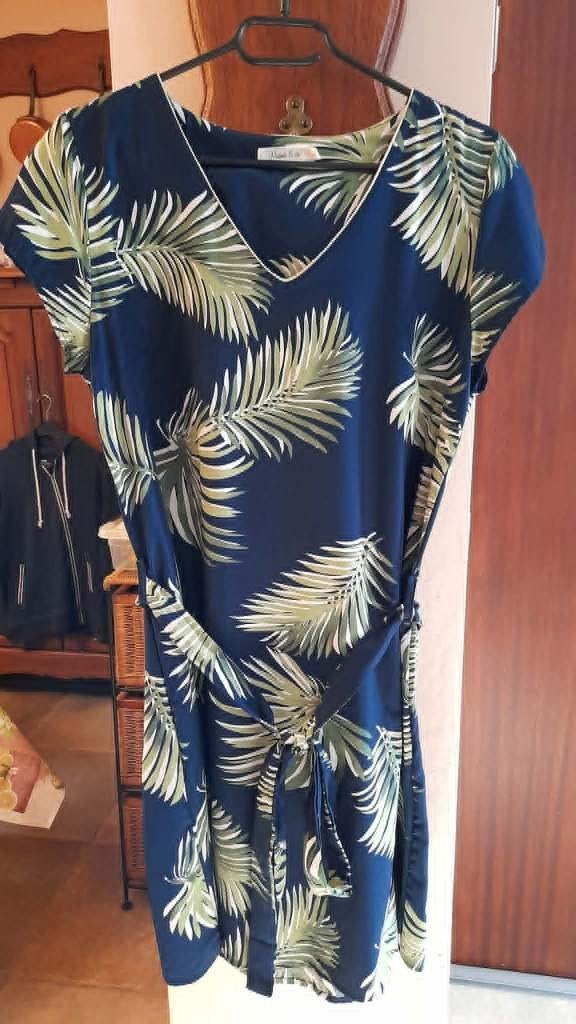 Robe légère Taille L (38/40), Vêtements | Femmes, Robes, Taille 42/44 (L), Enlèvement ou Envoi, Au-dessus du genou, Noemié & Co.