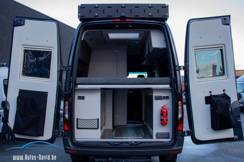 Mercedes-Benz Sprinter 319 CDI Aut. 4X4 Campervan 2 Slaappl, Automaat, 4 zetels, 1995 cc, 4 cilinders