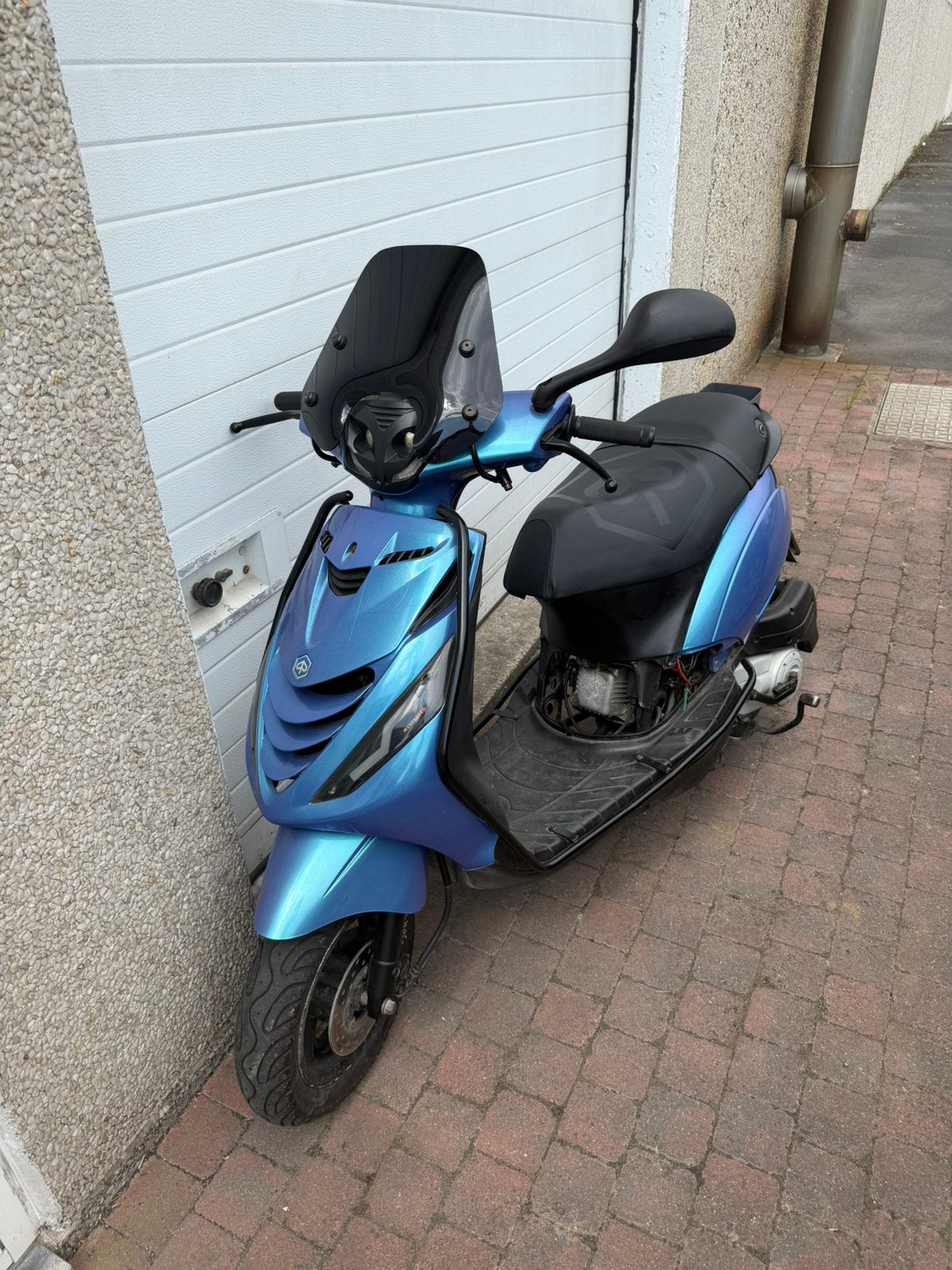 Piaggio Zip A Klasse 4T, Fietsen en Brommers, Scooters | Piaggio, Zo goed als nieuw, Zip, Ophalen