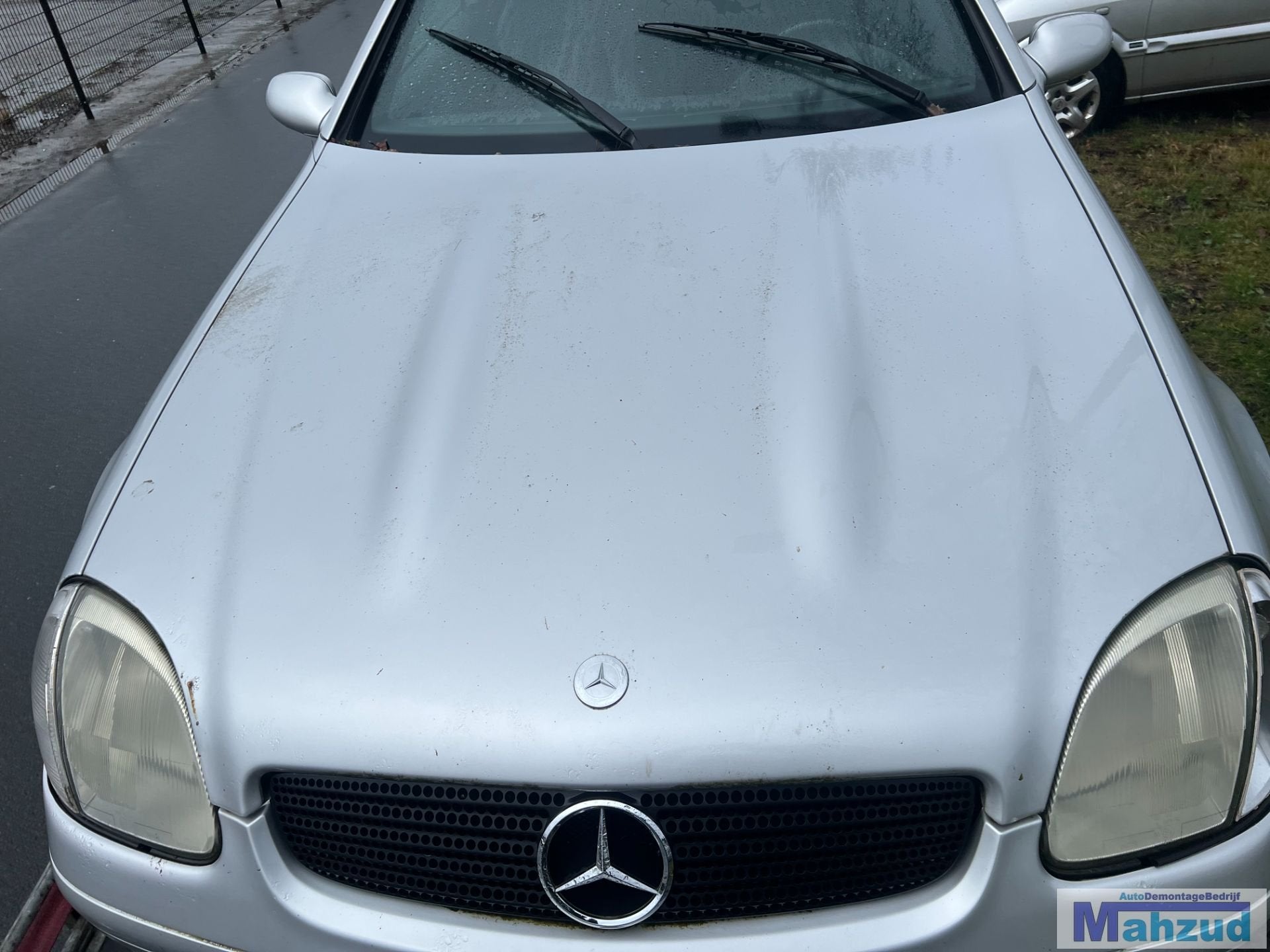 Capot Mercedes SLK R170 Argent 744 1996-2004, Mercedes-Benz AG, Mercedes-Benz, Utilisé, Mercedesstrasse 120
70372  Stuttgart, DE