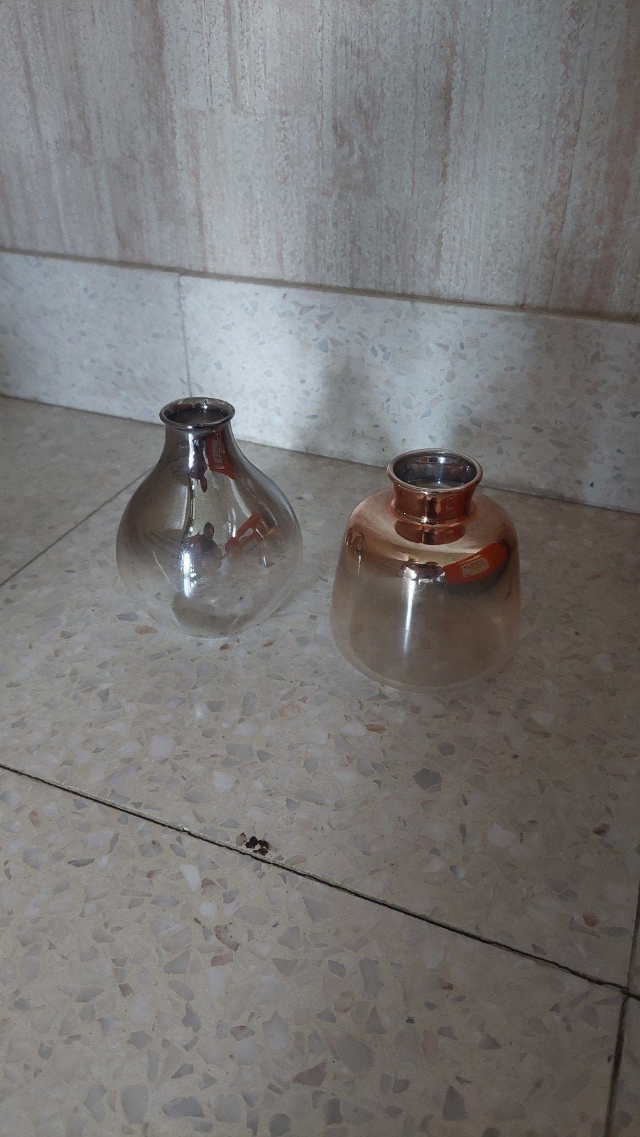 2 vaasjes, Verzenden