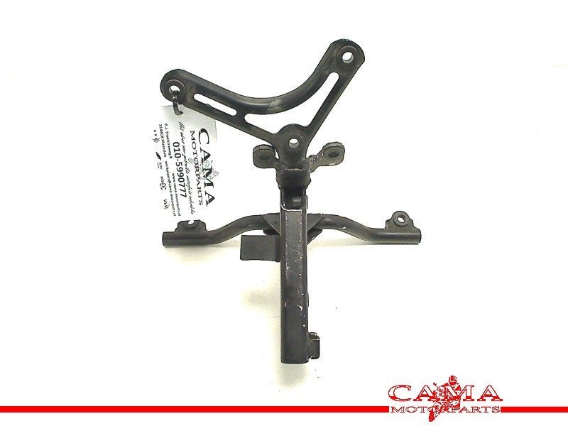 CARENAGE SUPPORT (UPPER) GSX R 750 1996-1999 SRAD (GSXR750), Dhr. S. di Majo, Utilisé, Info@cama-motorparts.nl, P.J. Troelstraweg 8 8
3144 CX  MAASSLUIS, NL