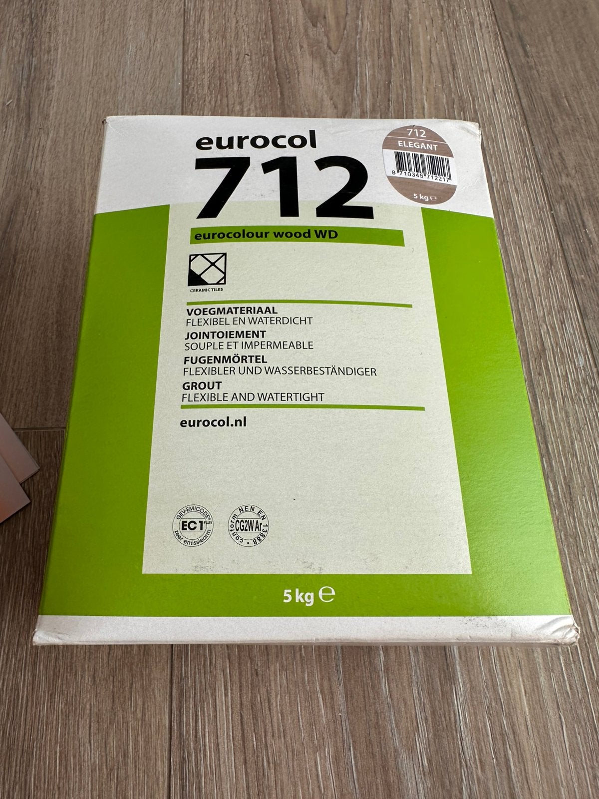 Eurocol 712 - 5kg - eurocolor wood MD, Doe-het-zelf en Bouw, Tegels, Ophalen, Zo goed als nieuw