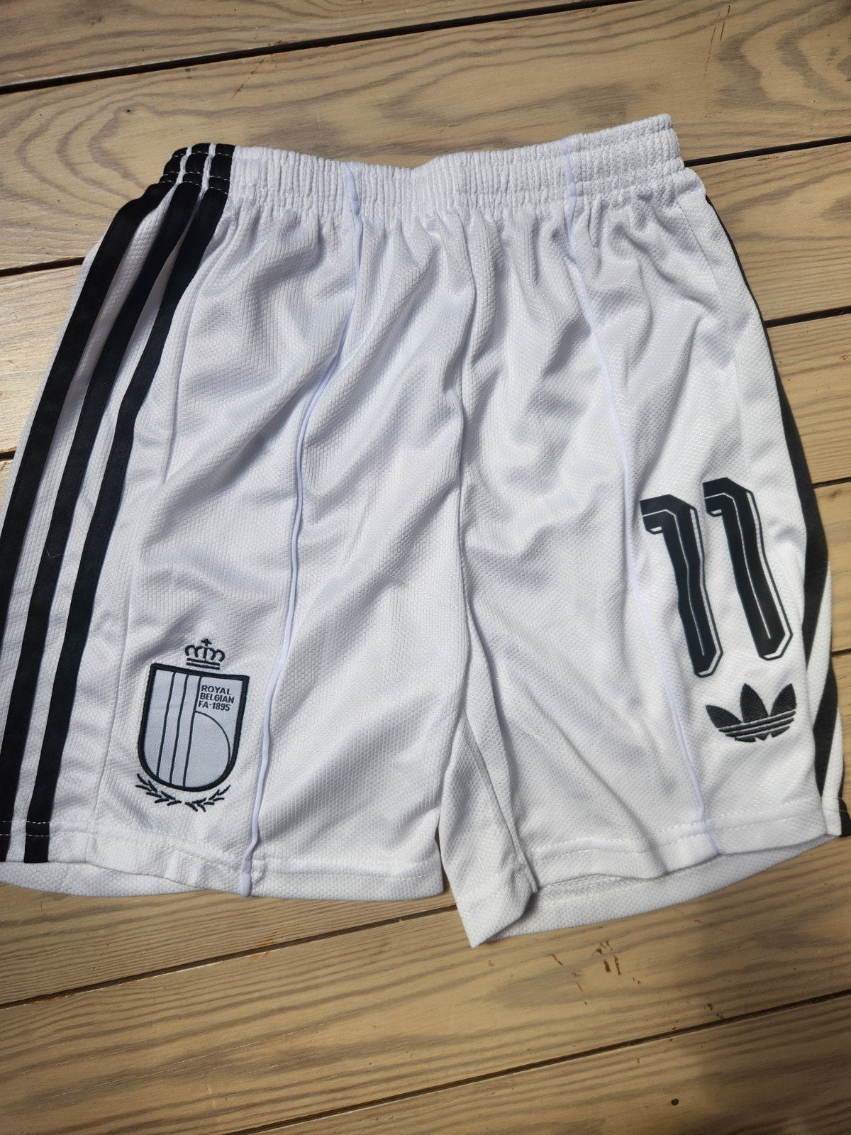 Short extérieur Belgique Doku 11-12 ans, Enlèvement ou Envoi, Comme neuf, Garçon, Vêtements de sport ou Maillots de bain