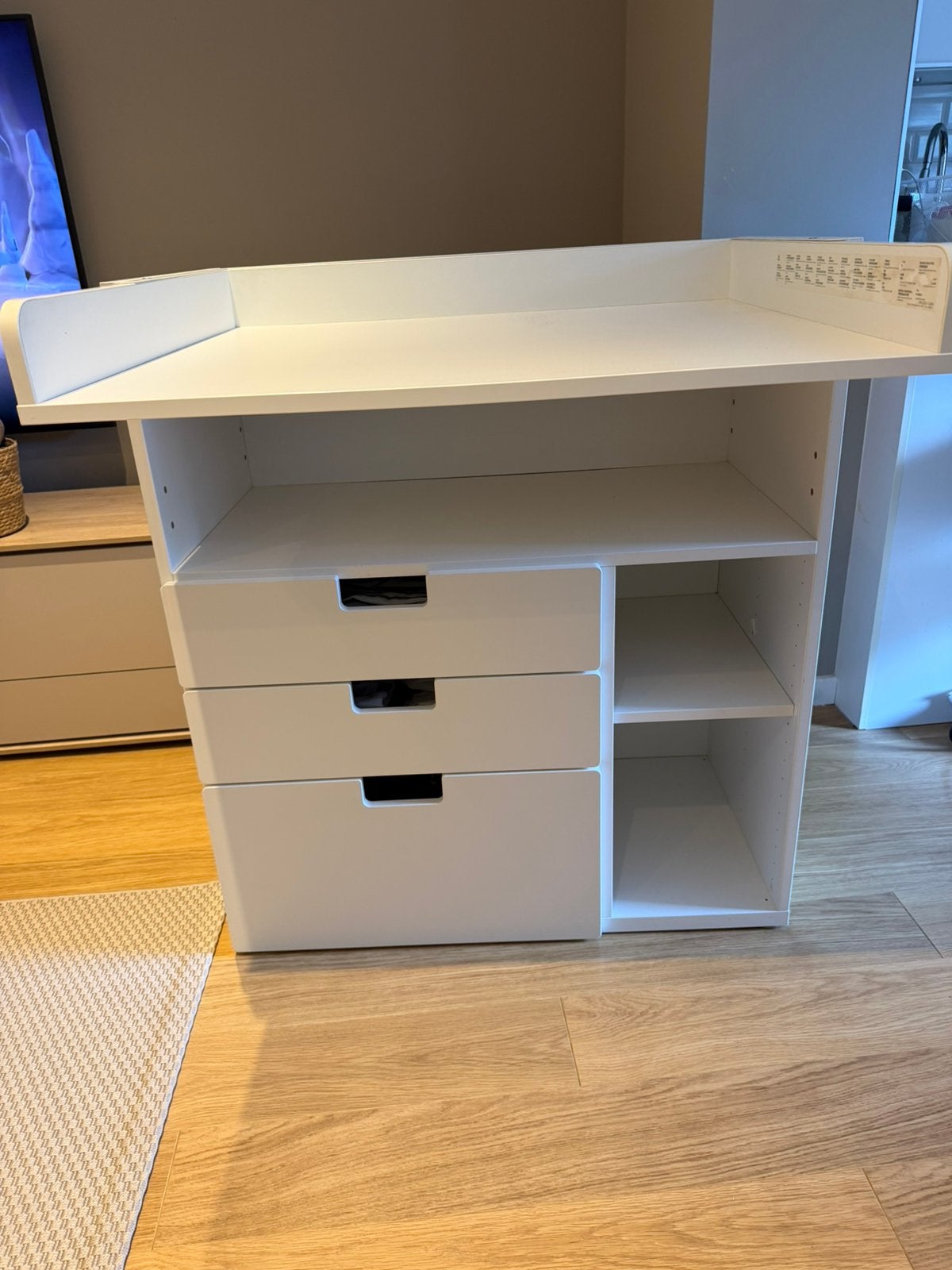 Table à langer/ bureau Ikea, Enlèvement, Utilisé, Table