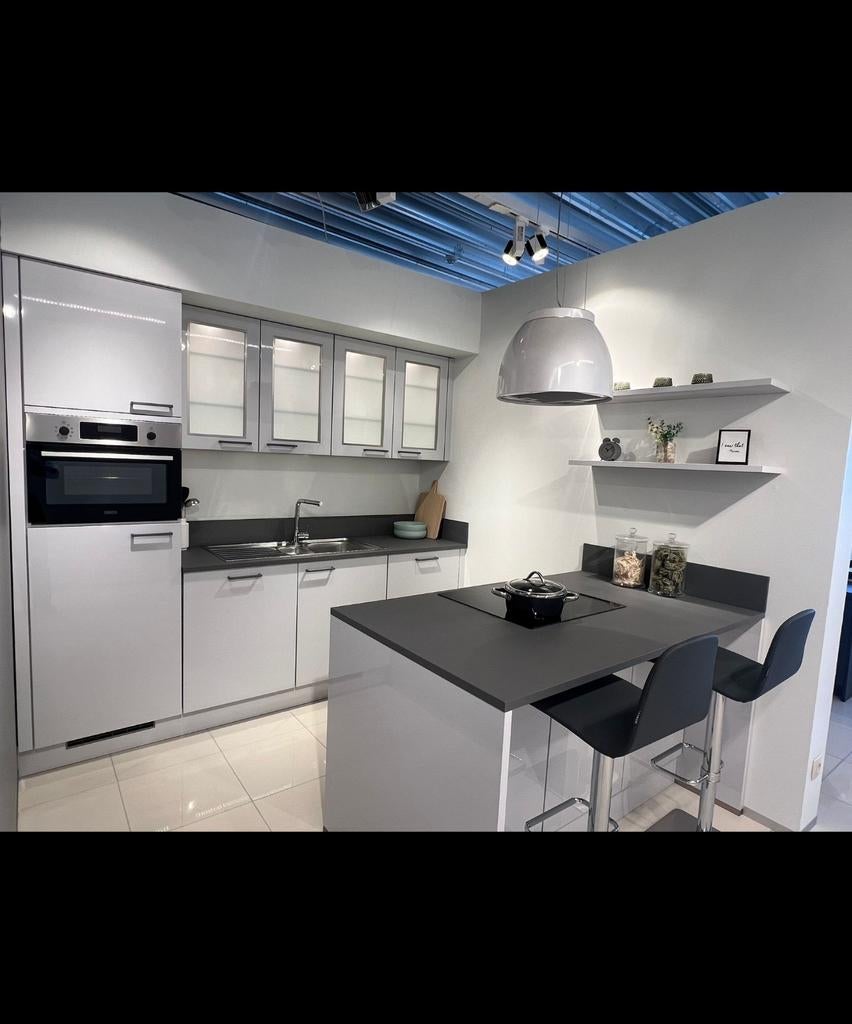 Cuisine équipée, Maison & Meubles, Cuisine | Cuisines complètes, Neuf, Enlèvement