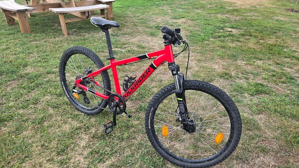 Vtt enfant 24" st 900 rouge 9-12 ans, Vélos & Vélomoteurs, Autres marques, Comme neuf, Enlèvement, Frein à disque